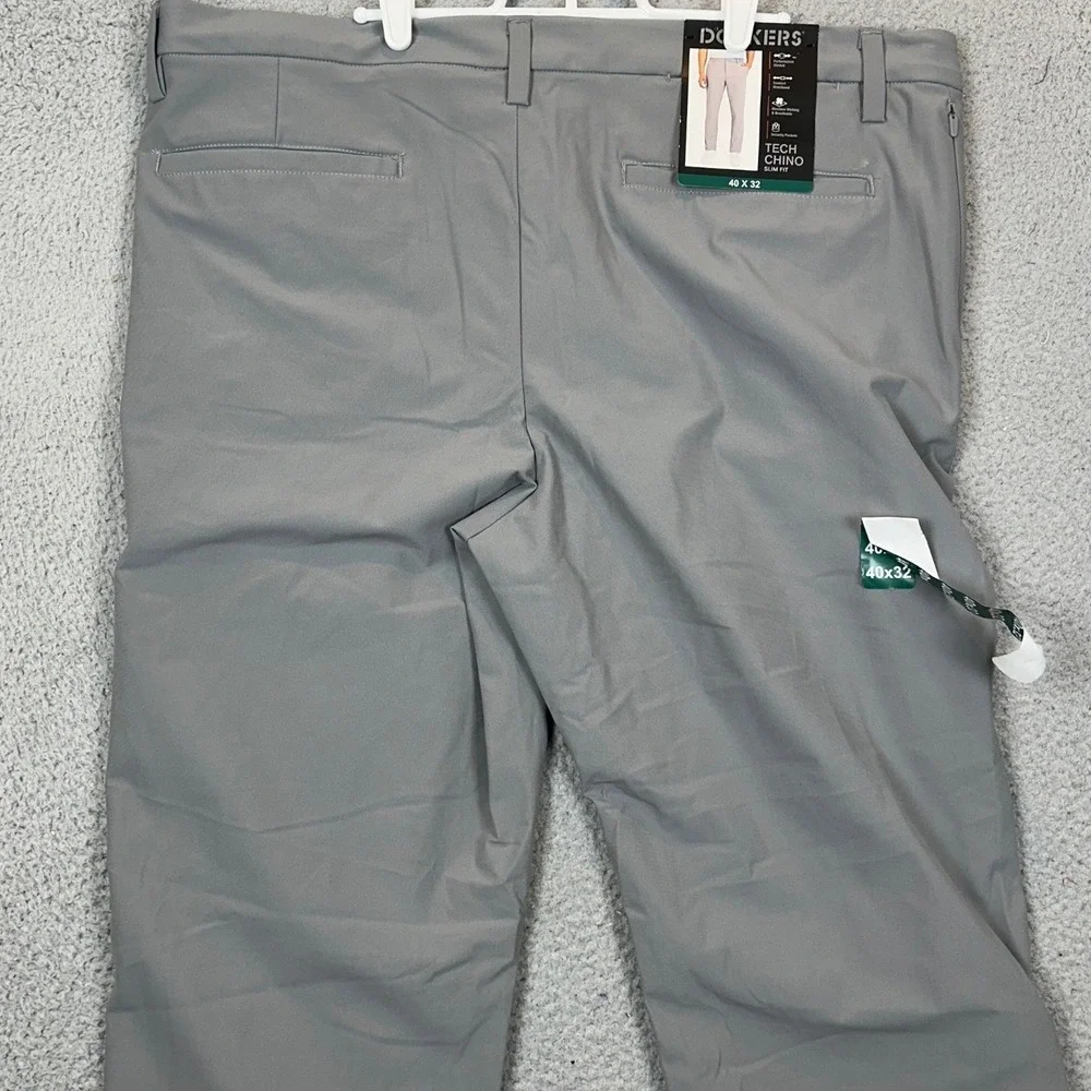 NEW Dockers Tech Chino Pants Mens 40X32 Grey Slim Fit Performance Flat Front